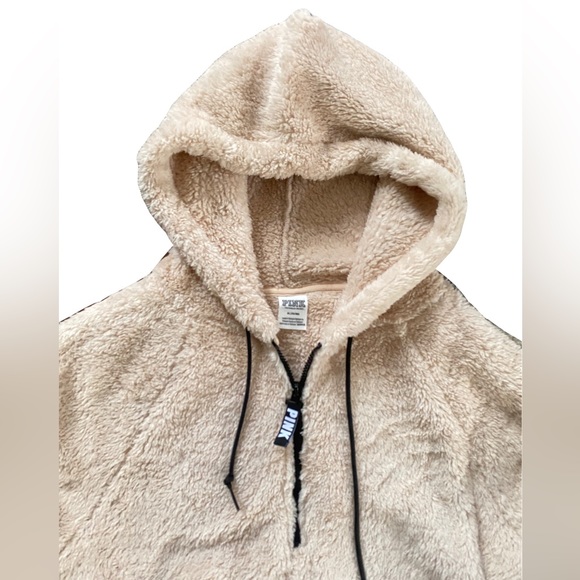 NWOT vs pink hooded sherpa half zip teddy jacket coat - Picture 3 of 3